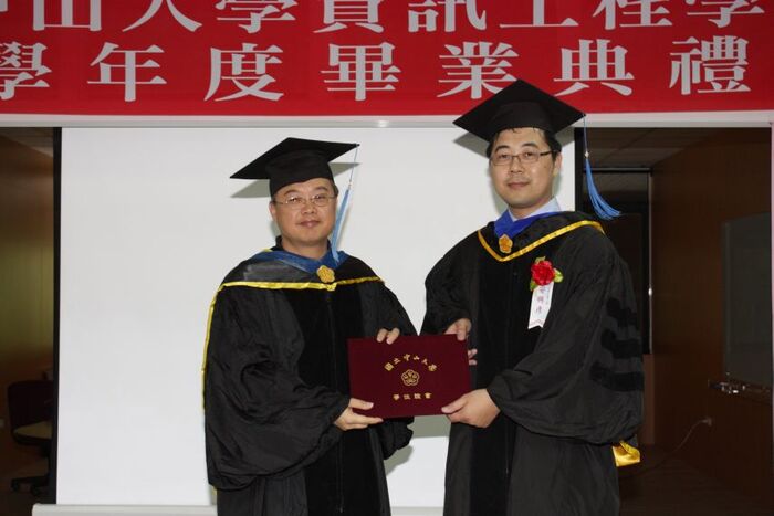 資工系畢業典禮活動相片、影片～98學年度圖片